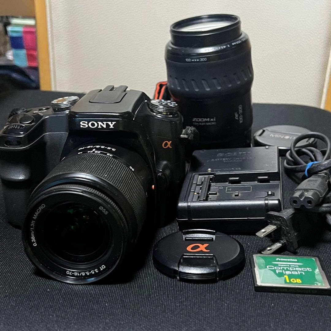 SONY デジタル一眼レフカメラ　α100 ダブルズーム付き　10.2M