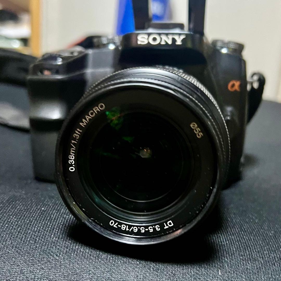 SONY デジタル一眼レフカメラ　α100 ダブルズーム付き　10.2M