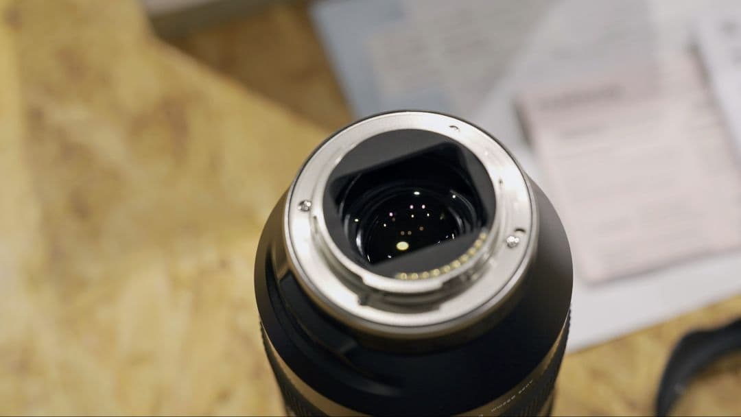 タムロン Model A058　レンズプロテクター付き