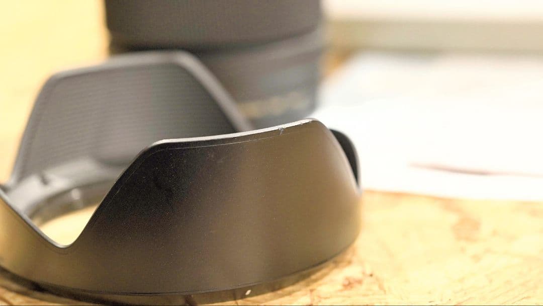 タムロン Model A058　レンズプロテクター付き