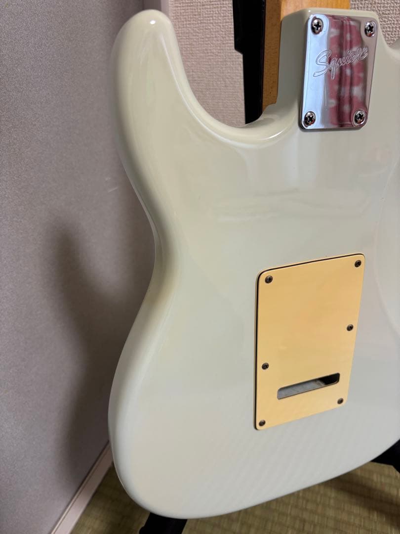 Squier DELUXEストラト　スキャロップネック　コンポーネントギター