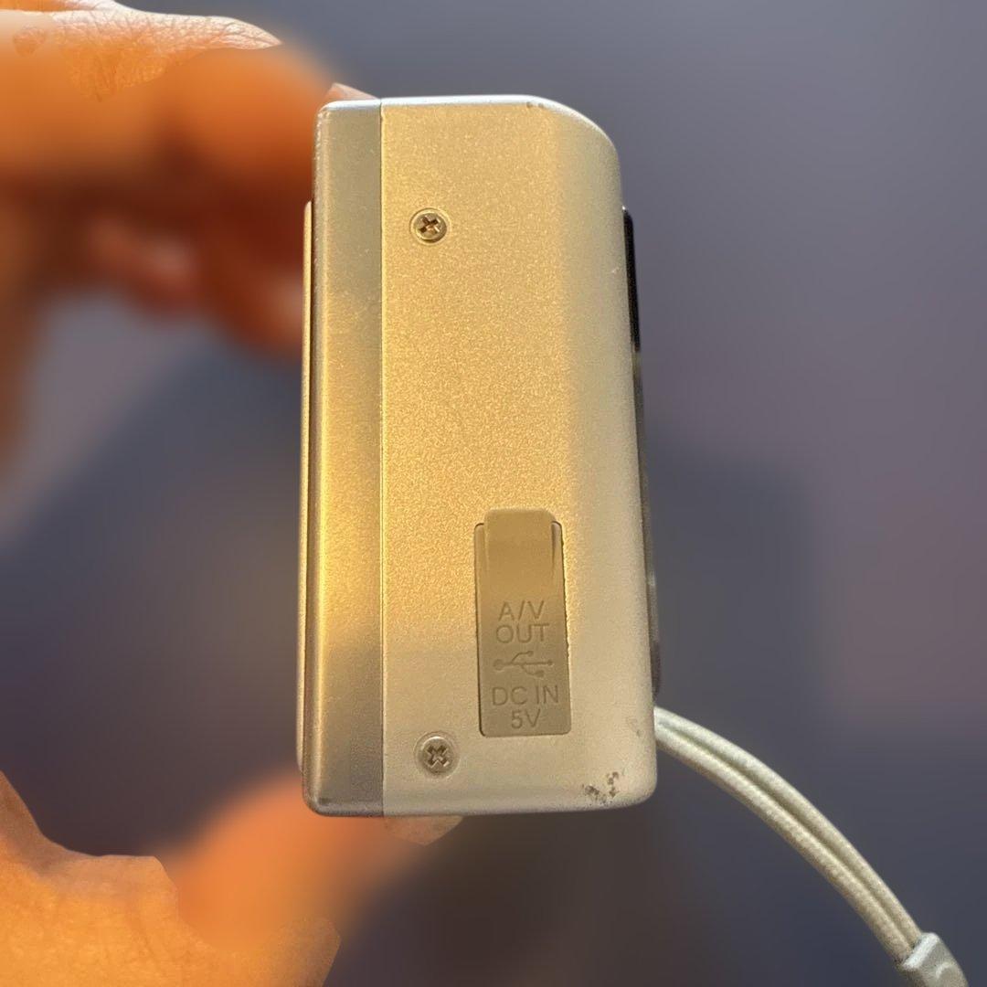 美品 FUJIFILM FinePix F10