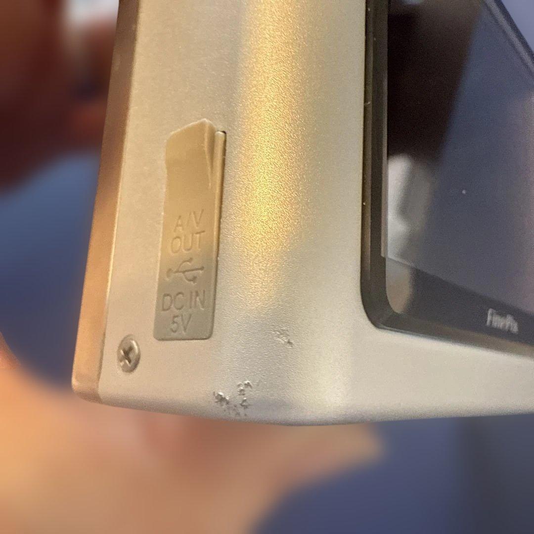 美品 FUJIFILM FinePix F10