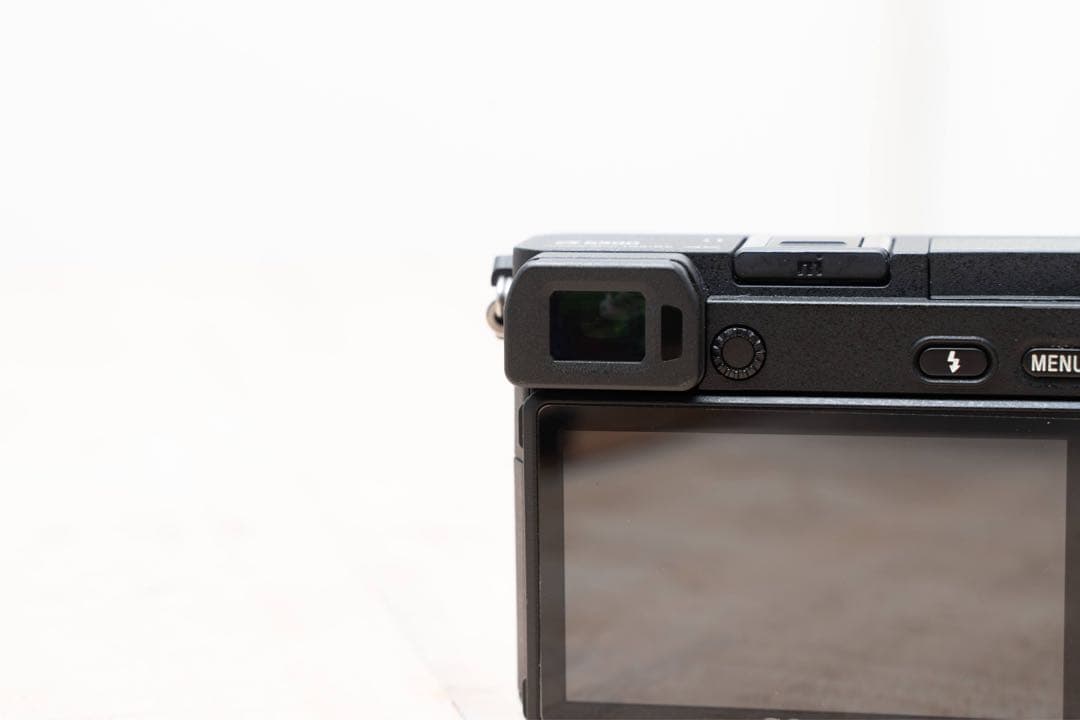 ＊*¨様 Sony α6500 ミラーレスカメラ 本体