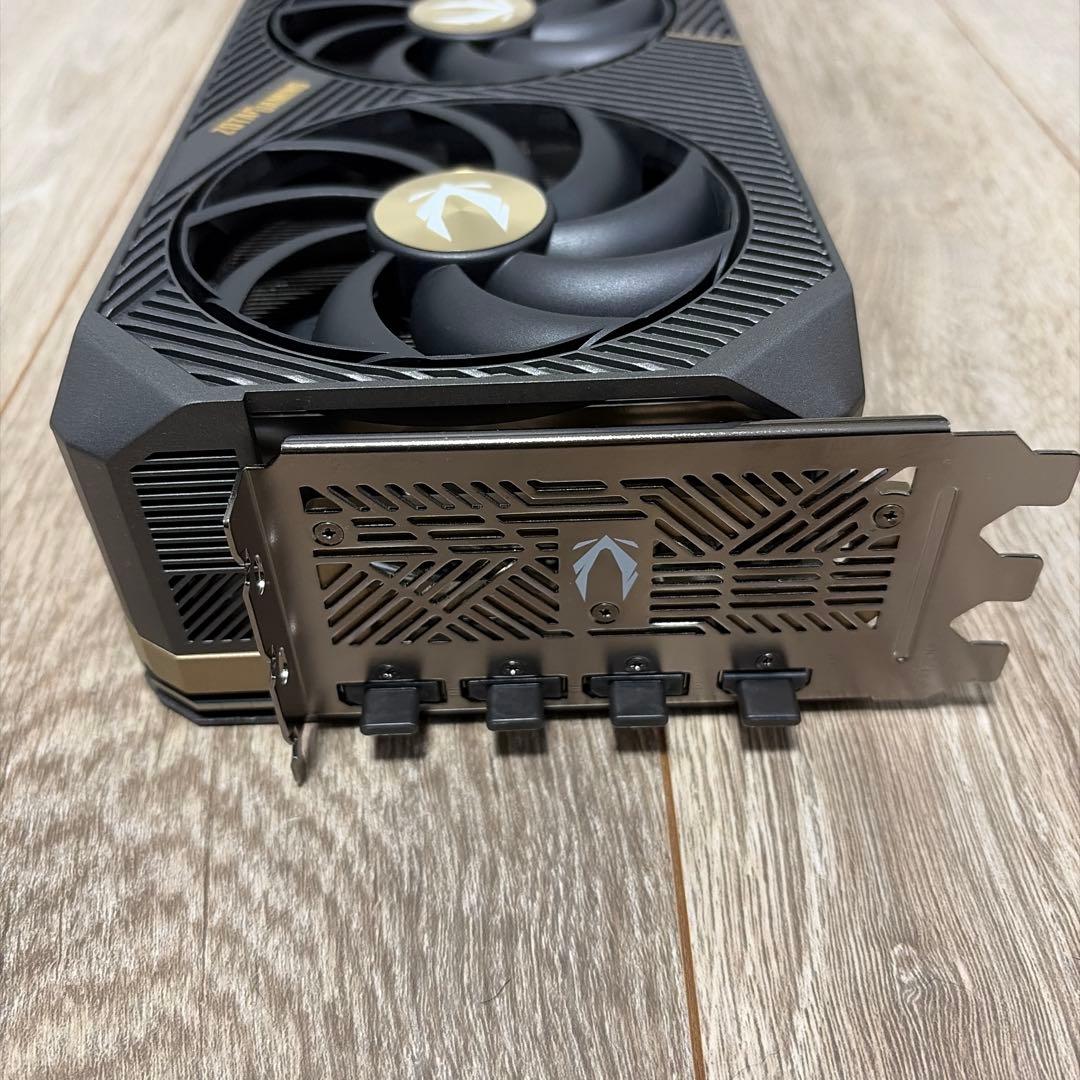 グラフィックボード・グラボ・ビデオカード ZOTAC GeForce RTX5080 OC EDITION