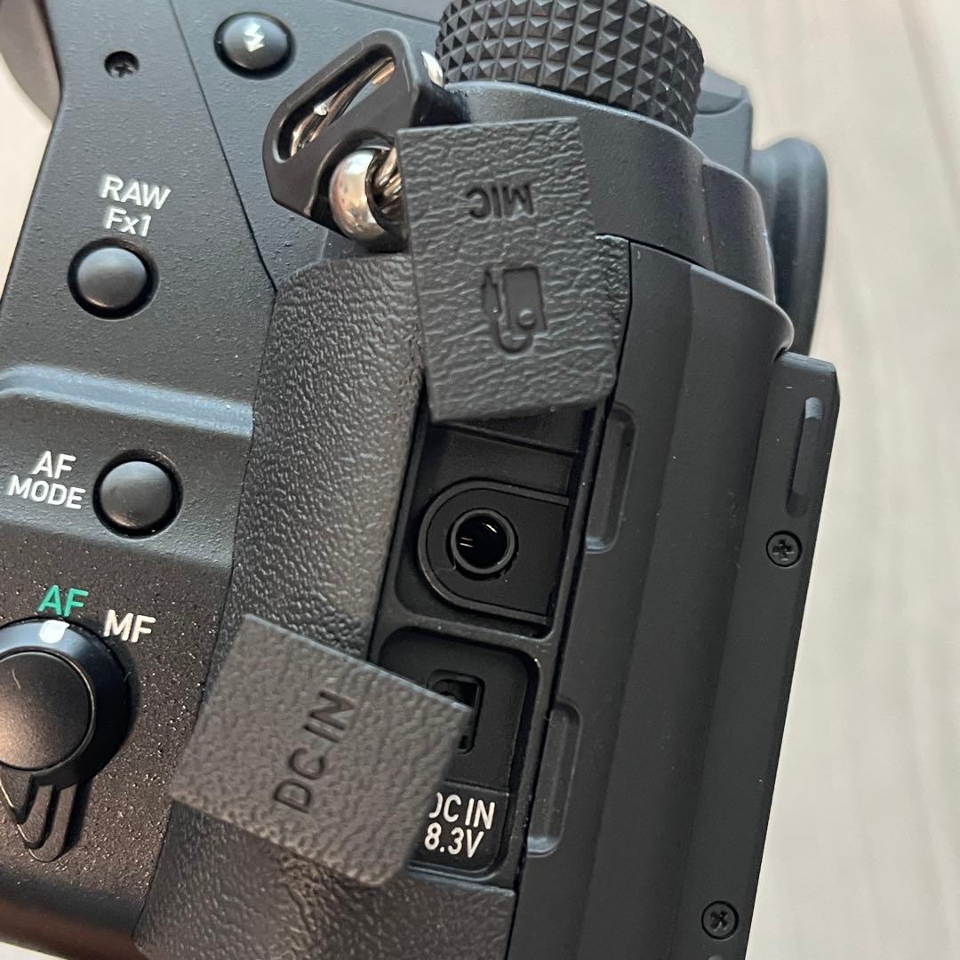 【シャッター数779枚&バッテリー２個】PENTAX KP デジタル一眼レフ