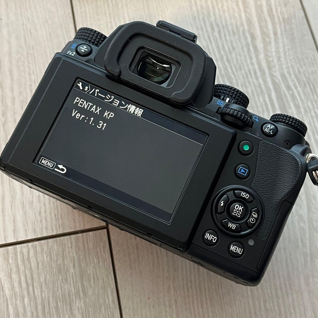 【シャッター数779枚&バッテリー２個】PENTAX KP デジタル一眼レフ