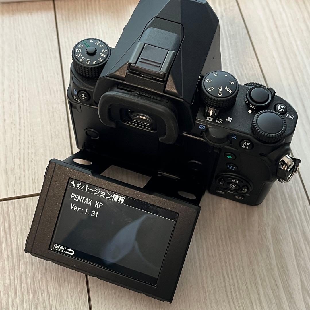 【シャッター数779枚&バッテリー２個】PENTAX KP デジタル一眼レフ