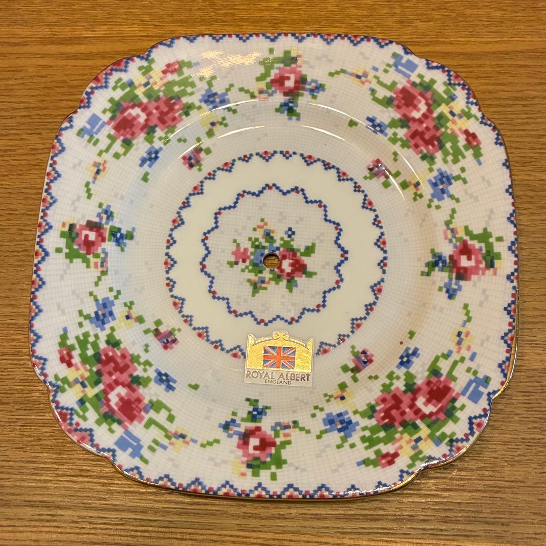 ロイヤルアルバート プチポワン ケーキスタンド 2段式 英国ヴィンテージ