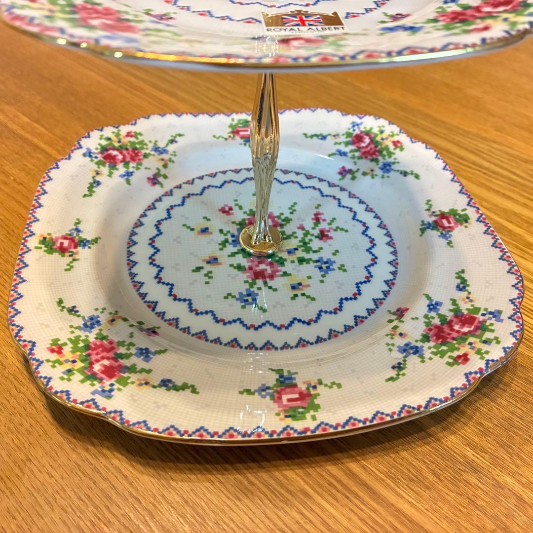 ロイヤルアルバート プチポワン ケーキスタンド 2段式 英国ヴィンテージ