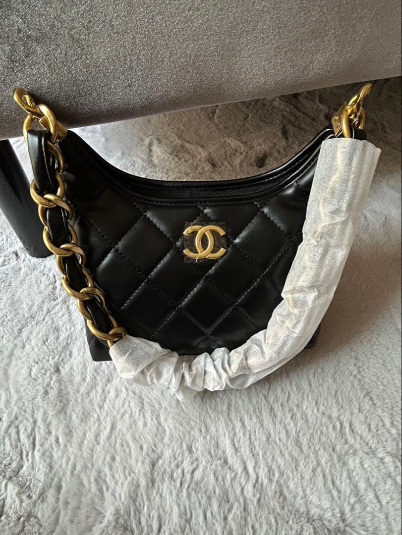 CHANEL ノベルティ ゴールドチェーン ショルダーバッグ