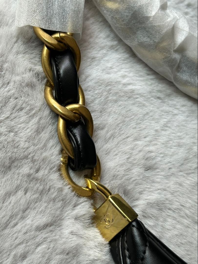 CHANEL ノベルティ ゴールドチェーン ショルダーバッグ