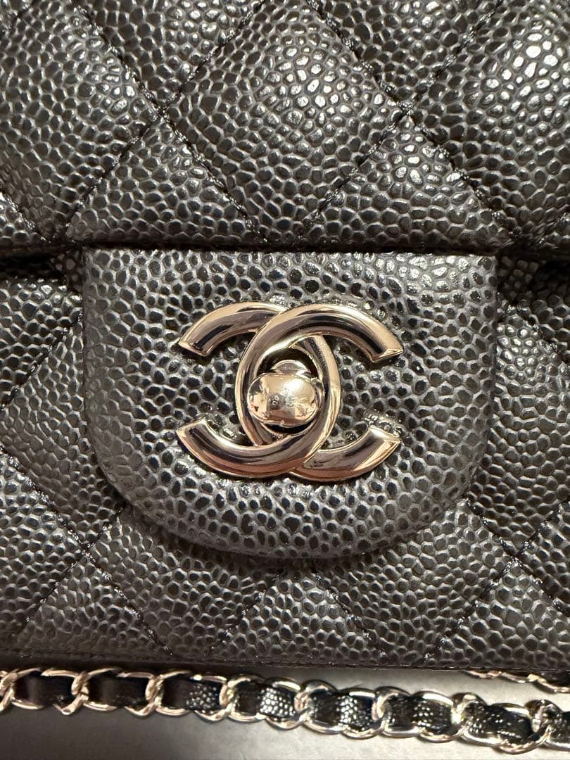 CHANEL ブラックキルティングレザー ショルダーバッグ　ノベルティ