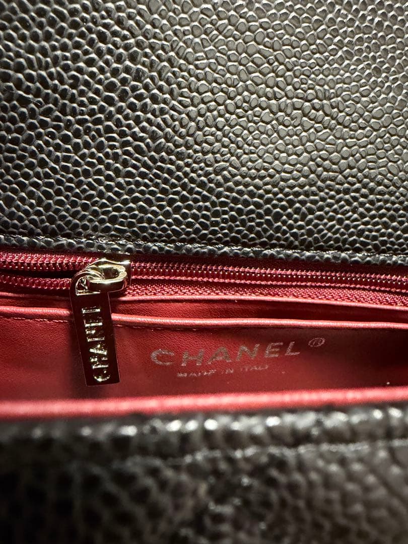 CHANEL ブラックキルティングレザー ショルダーバッグ　ノベルティ