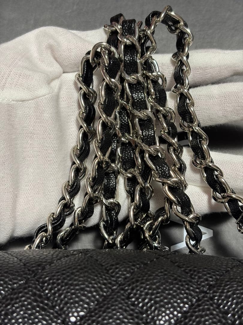 CHANEL ブラックキルティングレザー ショルダーバッグ　ノベルティ