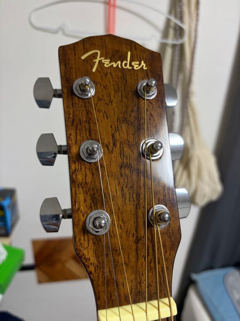 Fender 左利き、レフティ、アコースティックギター 専用ケース、付属品諸々