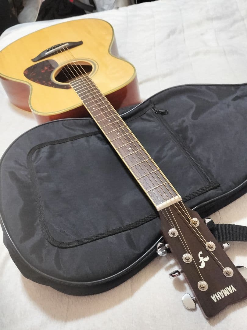 YAMAHA FS-720S ナチュラル TOP単板 小ぶり オマケ付 キズあり