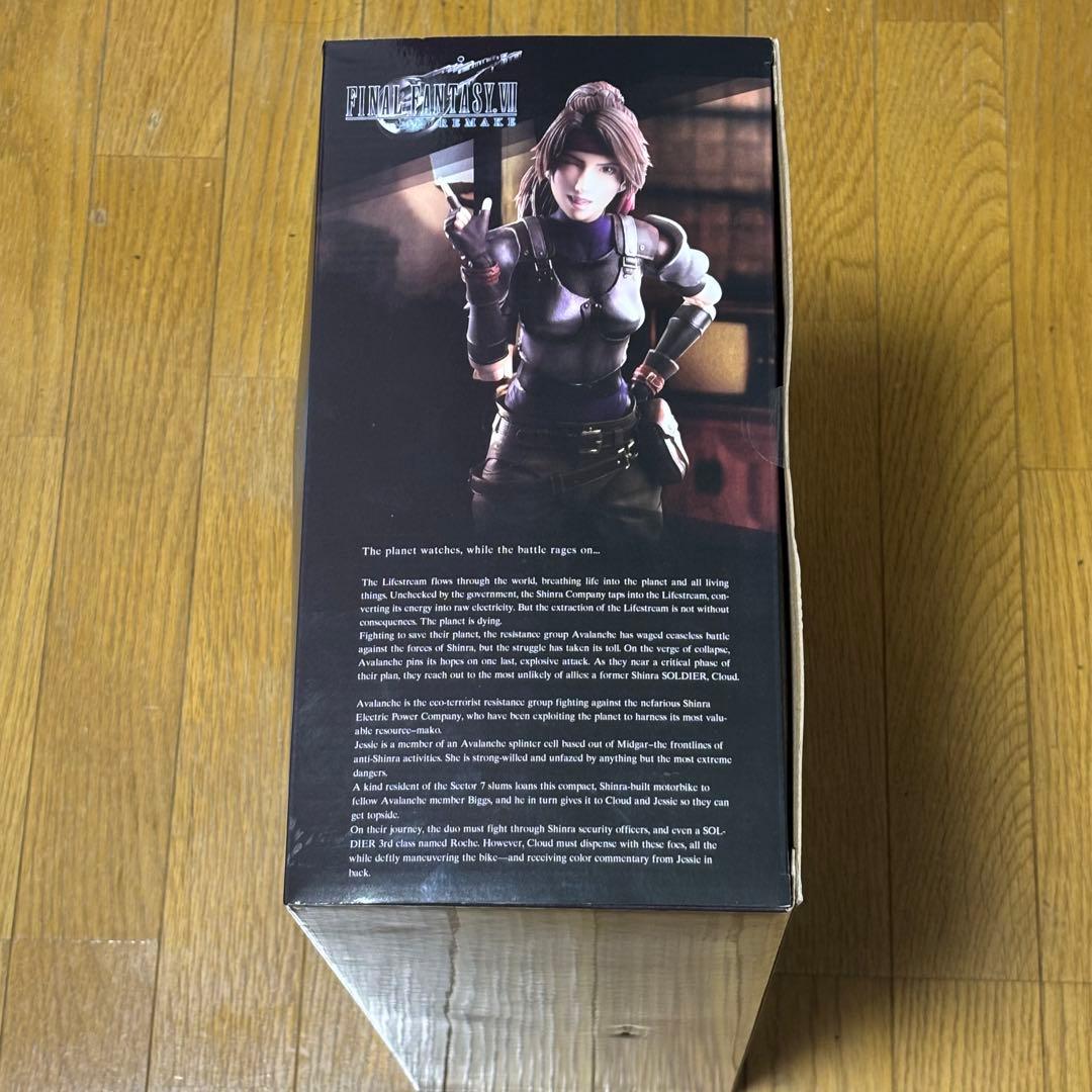 新品未開封ファイナルファンタジーVIIリメイクPLAYARTS改ジェシー&バイク