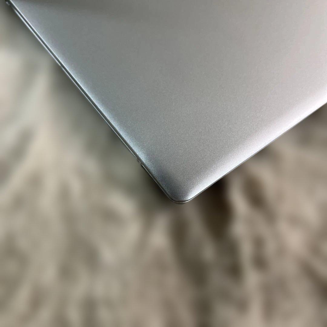 Dell ノートパソコン Inspiron 15 3520 15.6インチ