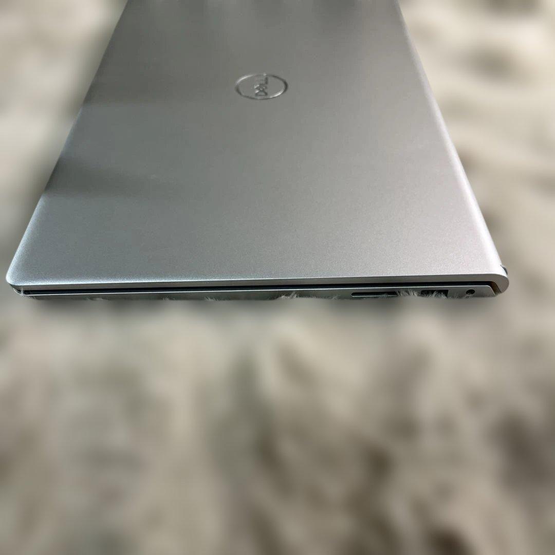 Dell ノートパソコン Inspiron 15 3520 15.6インチ