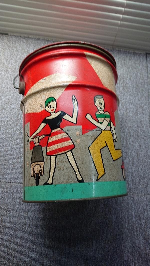 おしゃれ パッソル柄　昭和　レトロ　カンカン　ブリキ　フタあり　バイク屋