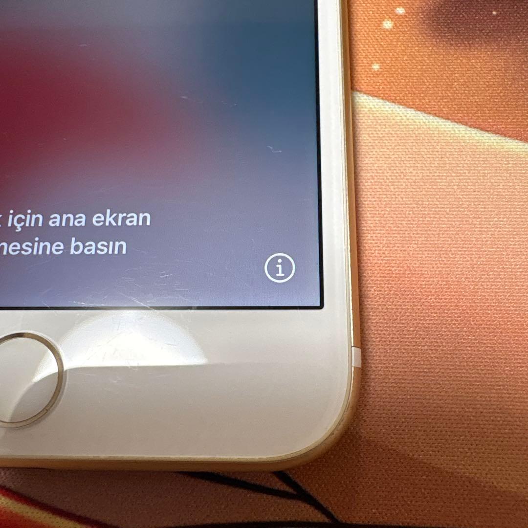 Apple iPhone 7 Plus ゴールド　128GB