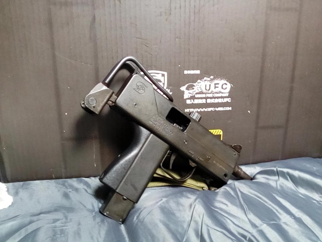 イングラム M11 ガスブローバック・オープンボルト⭐HOP UP機能付⭐