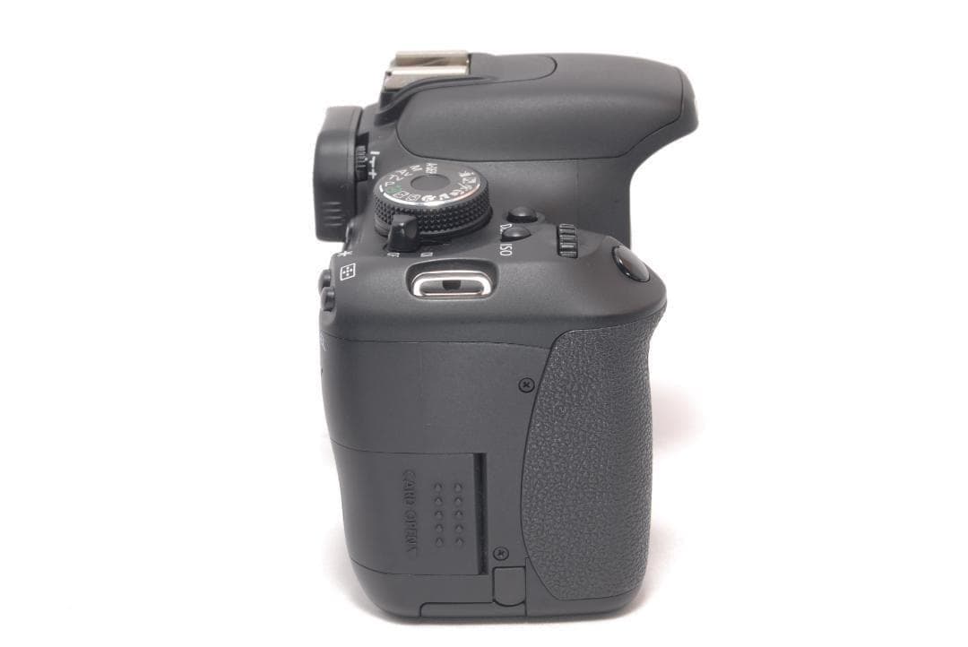 ⭐️カメラバッグ付き⭐️Canon Kiss X5 キャノン　デジタル一眼