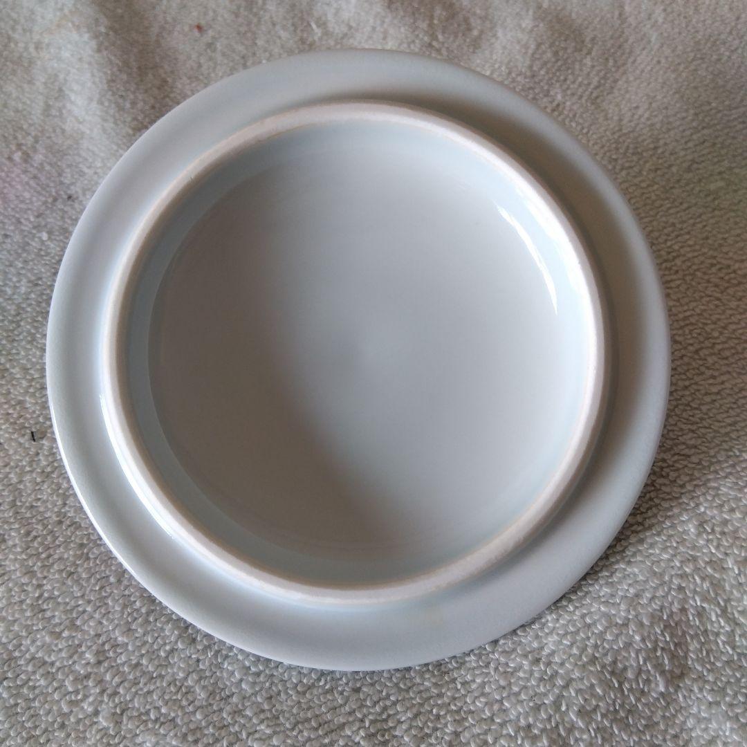 館林源右衛門作　染錦楼閣紋様蓋付湯呑