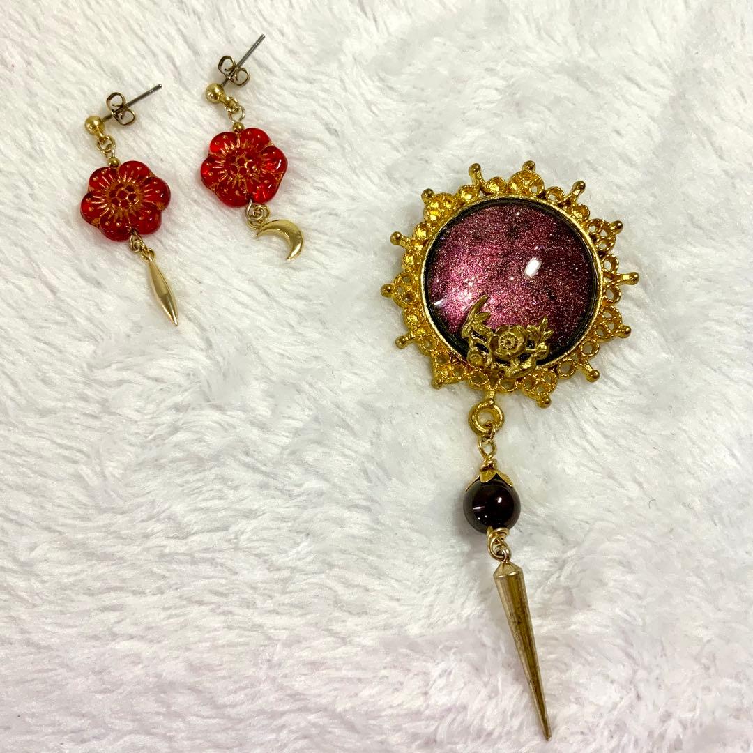 ピアス&ブローチ付き　水彩アート　原画　手描き　アクセサリー　イラスト