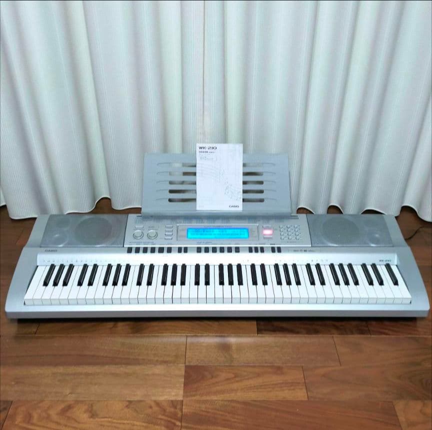 CASIO WK-210 電子ピアノ / 電子キーボード