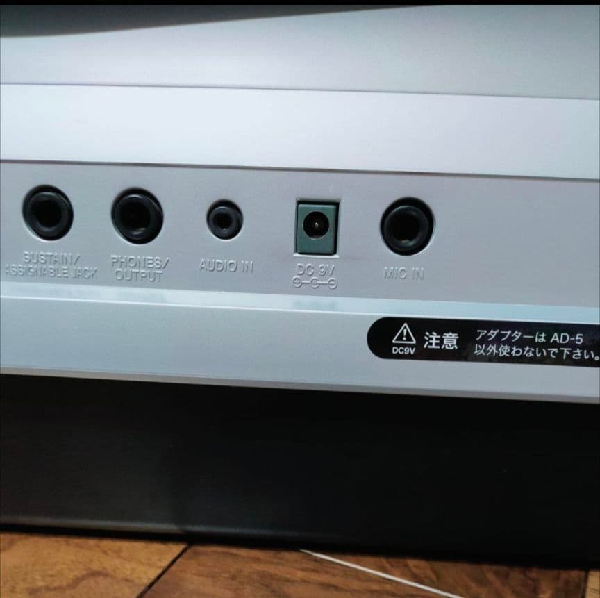 CASIO WK-210 電子ピアノ / 電子キーボード