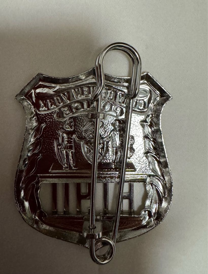 ニューヨーク市警察バッジ 6016