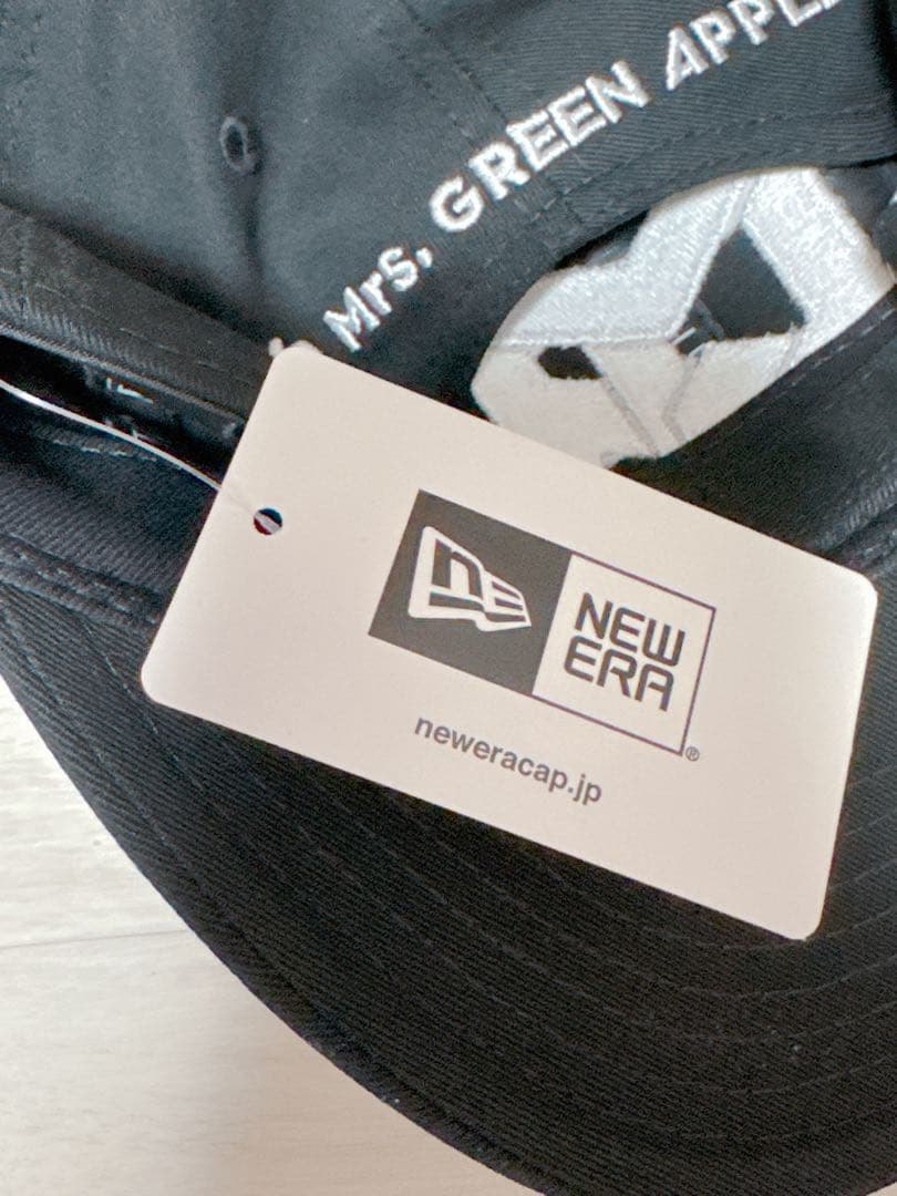 New Era ロゴ刺繍キャップ 黒