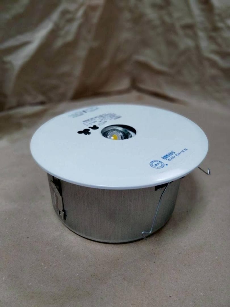 東芝 LED非常用照明器具 埋込形 専用形 Φ150 13形(低天井用~3m)