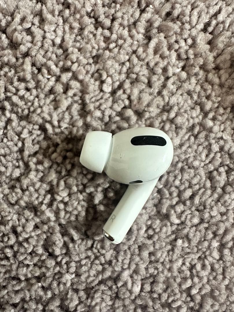 Apple AirPods Pro 第一世代