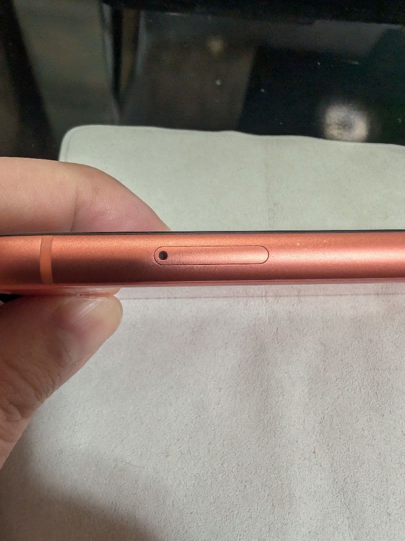 か*ん様 中古・美品　Apple iPhone XR コーラル 64GB