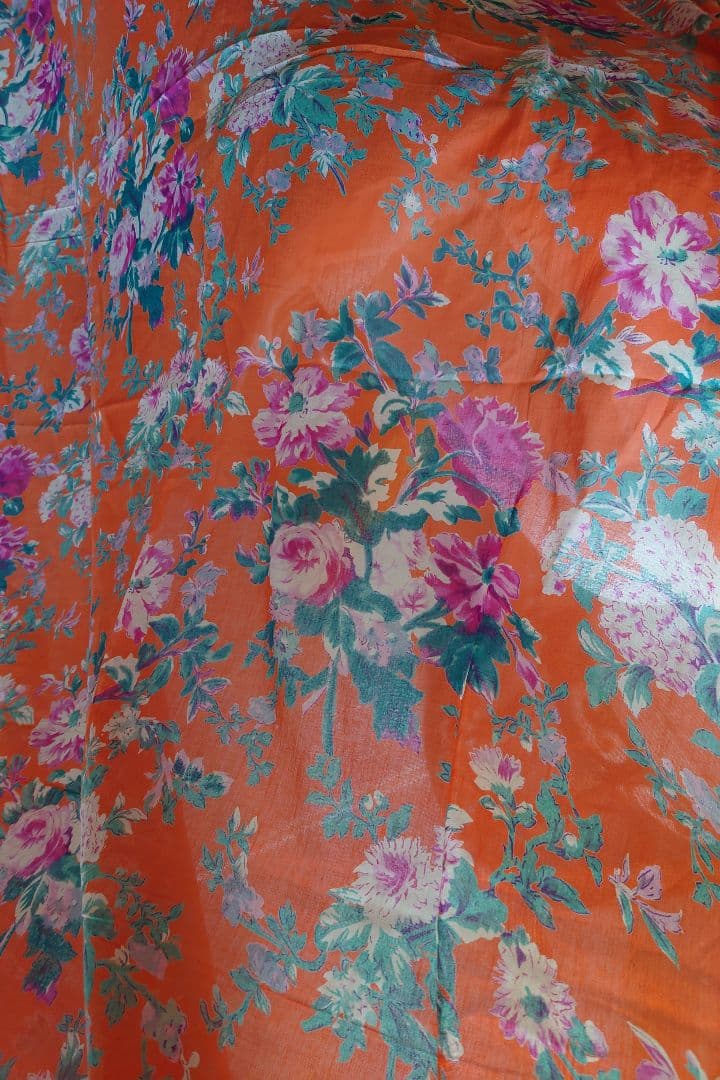 Les Touristes 花柄カフェカーテン