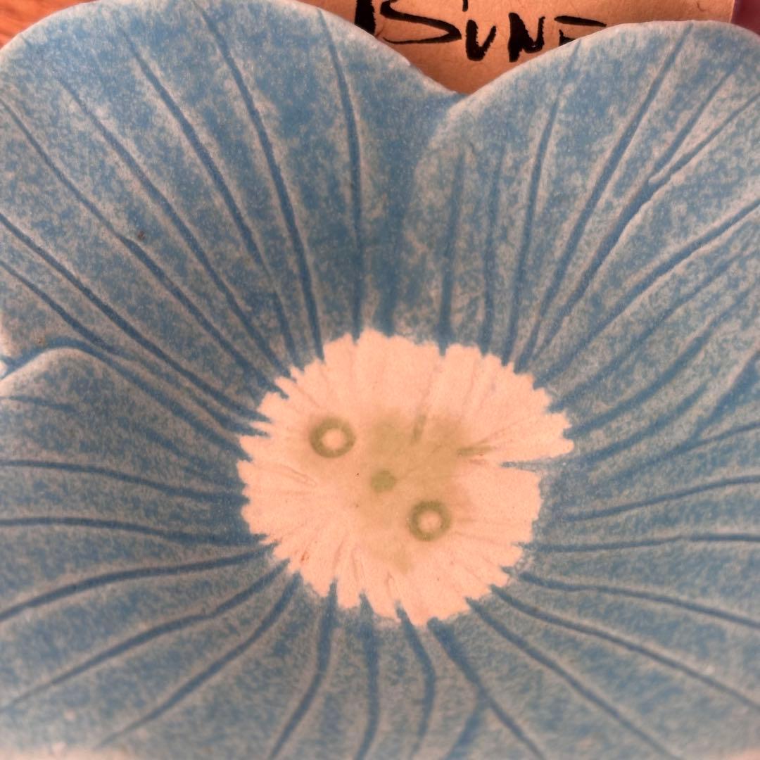 ✴︎ 未使用 ✴︎ 田中恒子さん 花小鉢 リンカ 春 醤油皿 香皿