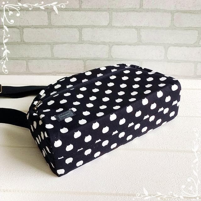 【受注製作】ねこたま　クロスボディバッグ