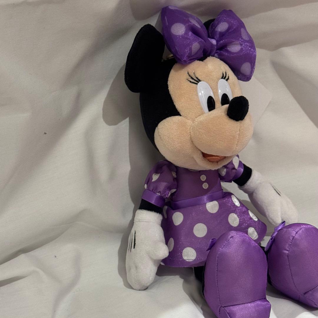 新品未使用　ミニー ぬいぐるみチャーム　パープル 紫 ミニーの日　タグ付き