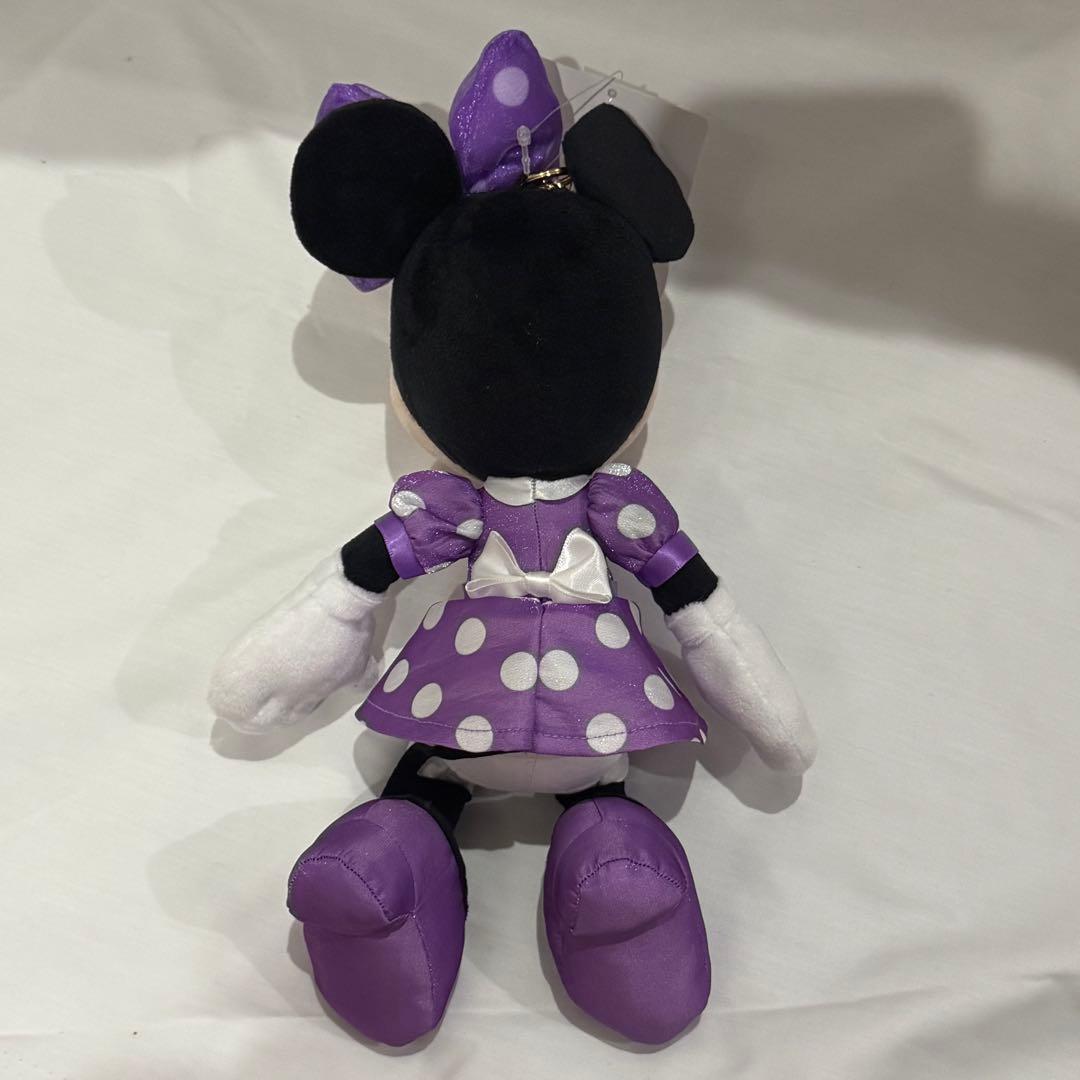 新品未使用　ミニー ぬいぐるみチャーム　パープル 紫 ミニーの日　タグ付き