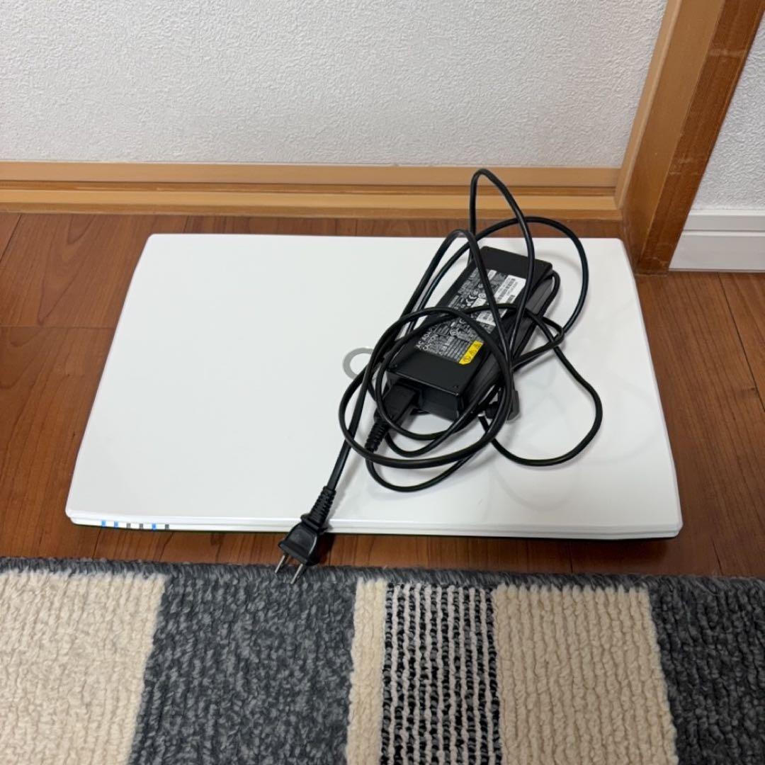 LIFEBOOK AH45/T ホワイト 本体 ACアダプター付き