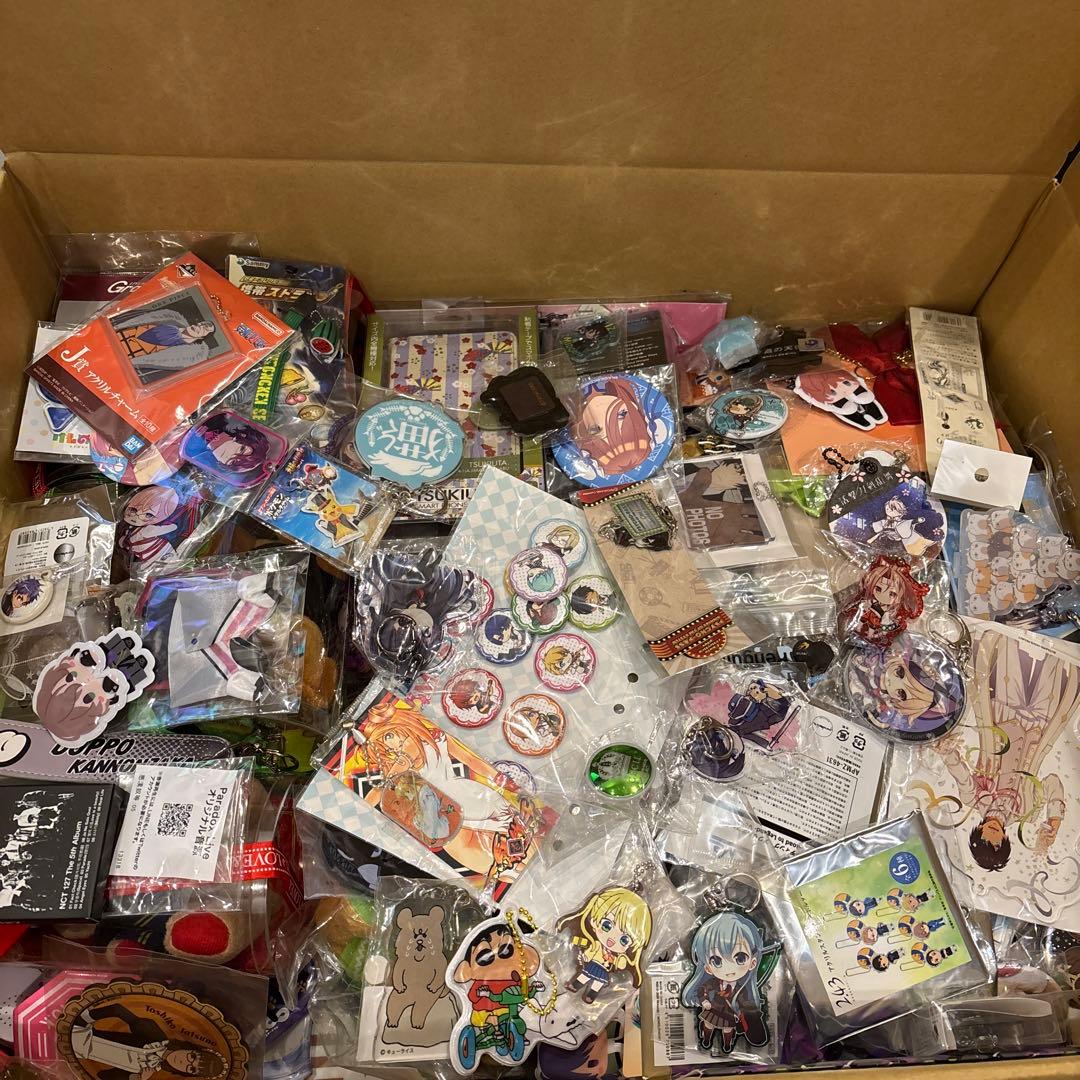 ノンジャンル グッズ アニメ まとめ売り 140サイズ 大量❗️