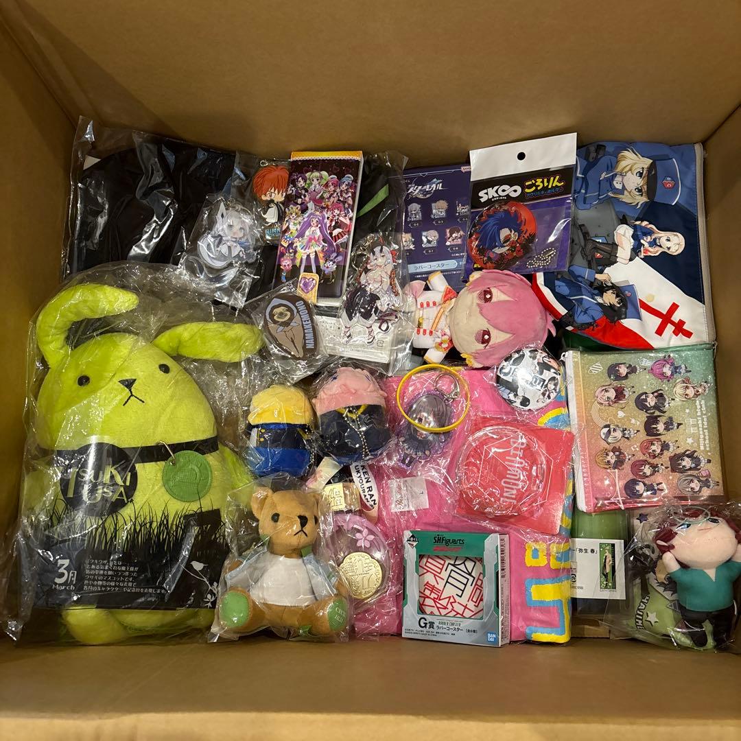 ノンジャンル グッズ アニメ まとめ売り 140サイズ 大量❗️