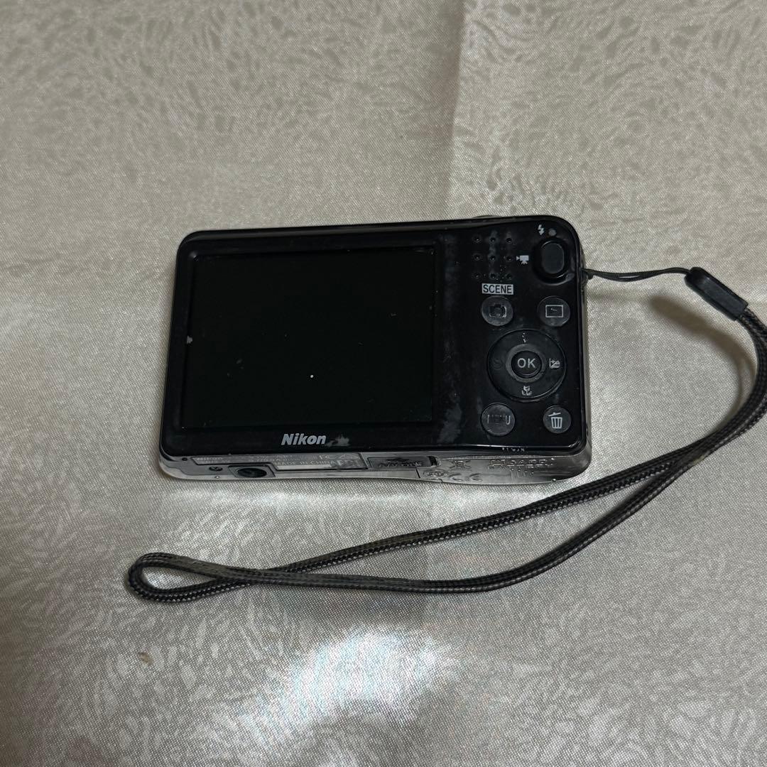 動作確認済 Nikon COOLPIX A10 単三駆動1614万画素 コンデジ