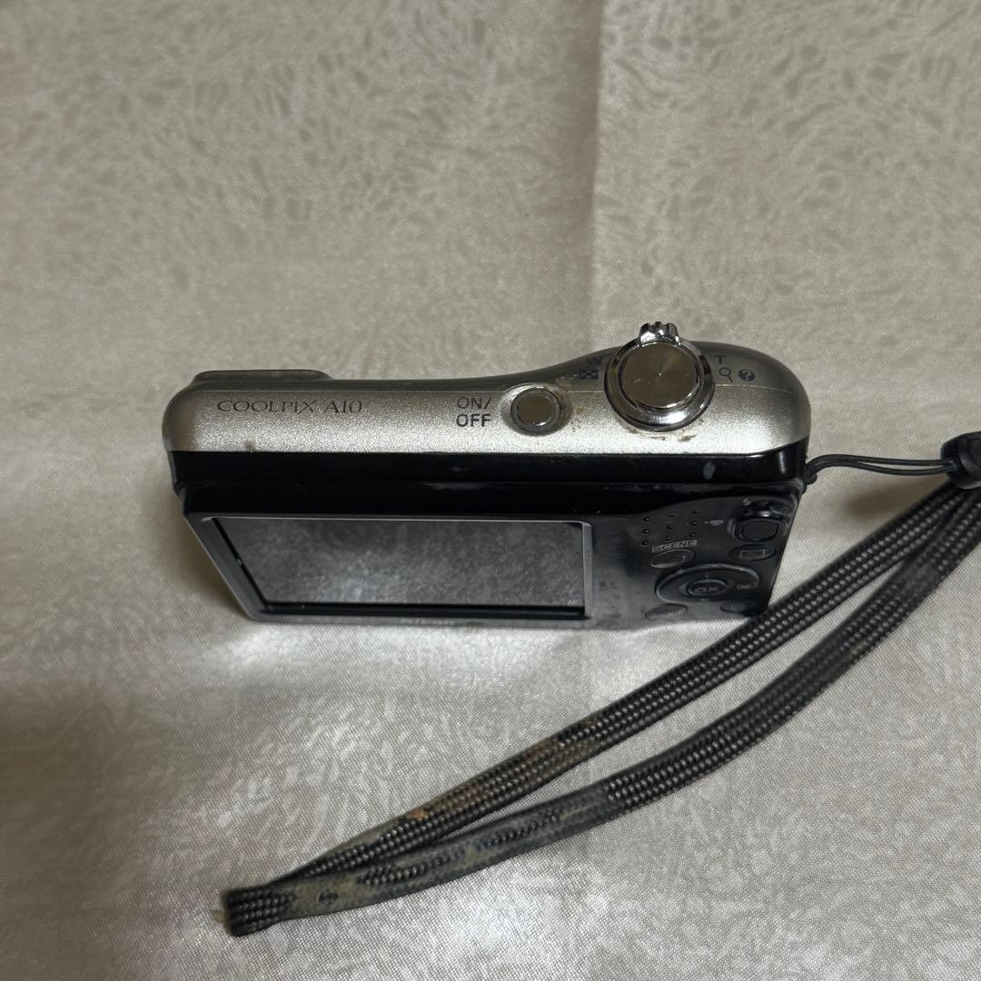 動作確認済 Nikon COOLPIX A10 単三駆動1614万画素 コンデジ