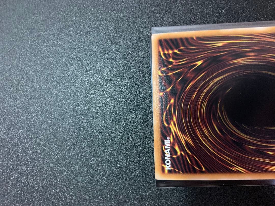 遊戯王　魔術師の弟子ーブラック・マジシャン・ガール、光の黄金櫃、未来への沈黙