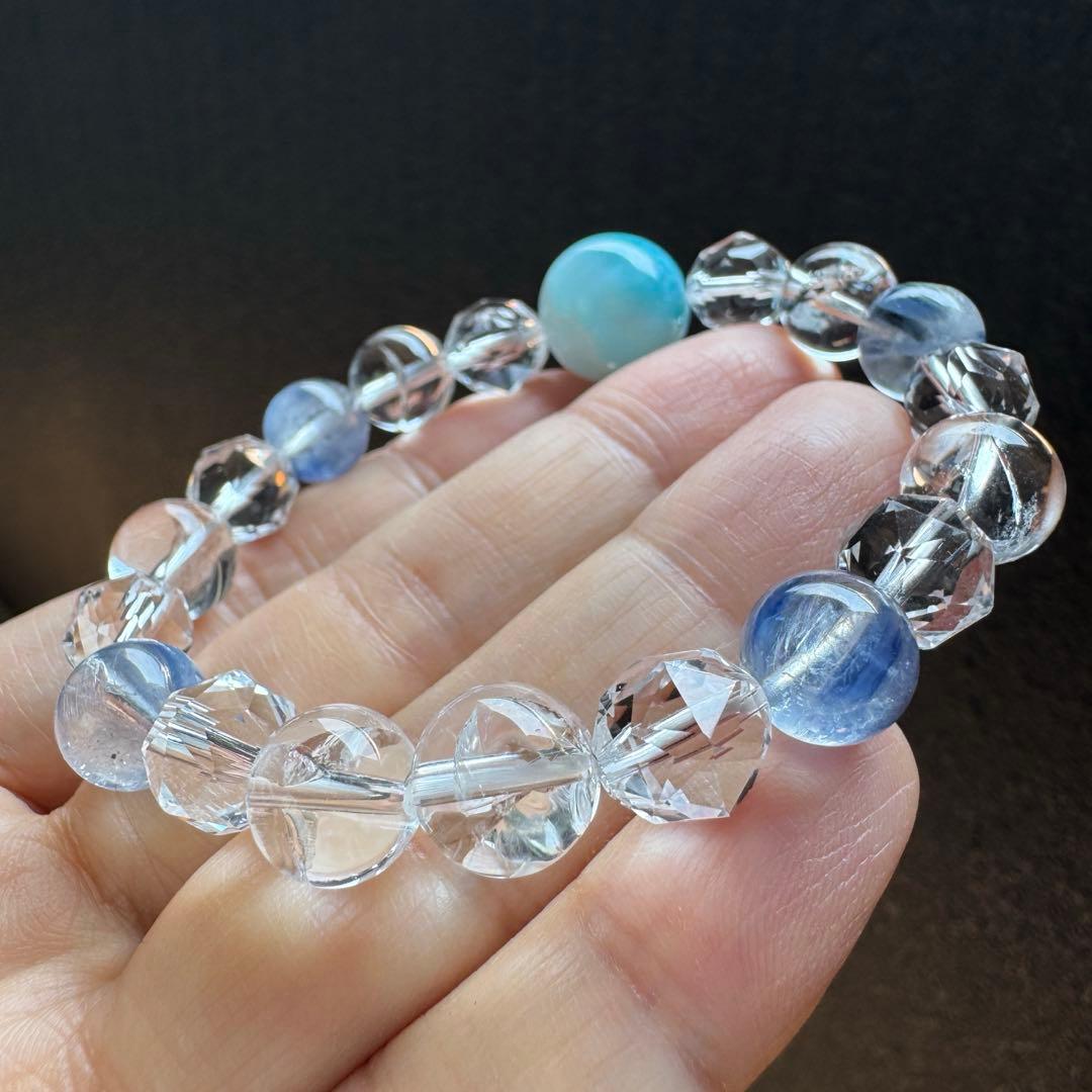 水風船のような天然ラリマーと高品質カイヤナイトシリカブレスレット