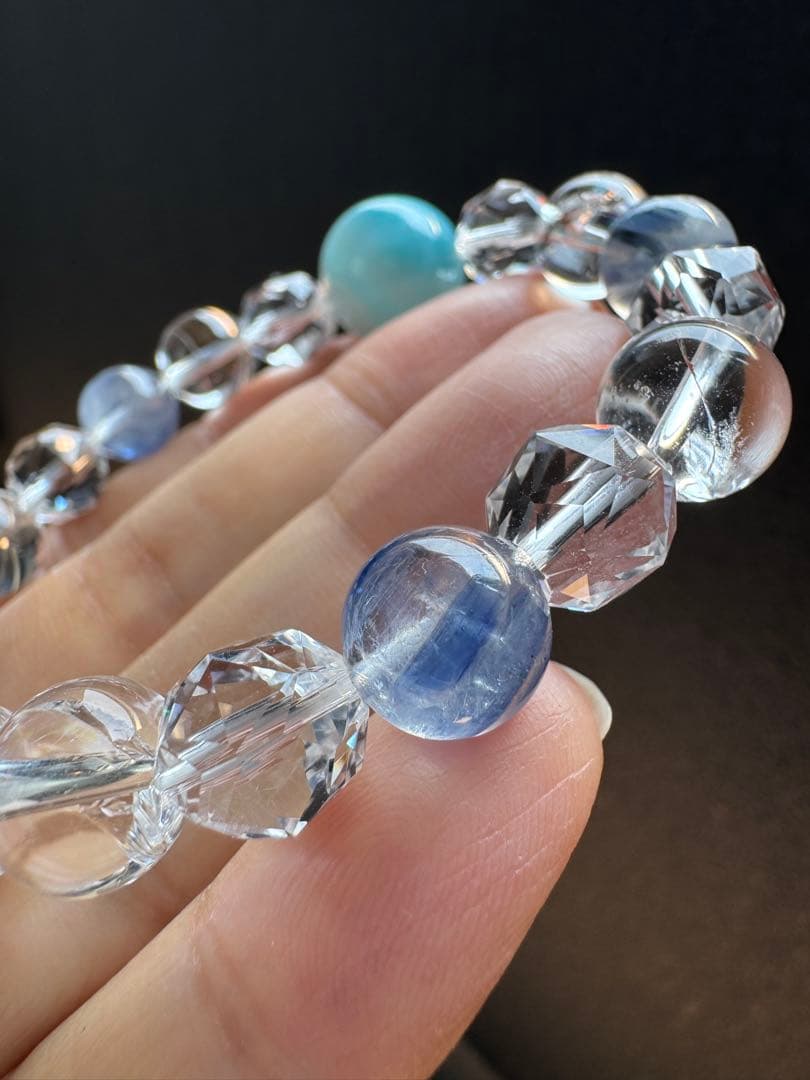水風船のような天然ラリマーと高品質カイヤナイトシリカブレスレット